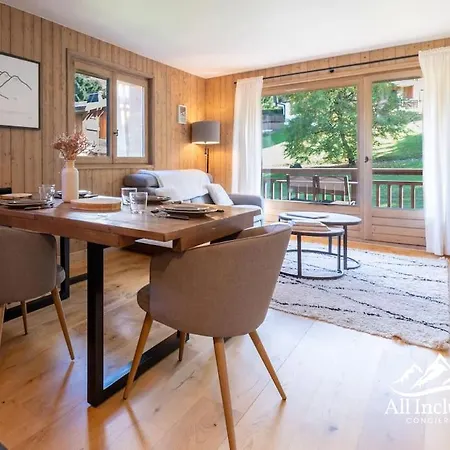 Joli Avec Balcon Apartment Megeve